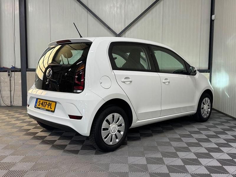 Gebraucht VW up! move up! 65 PS (47 kW) 2023 Weiß Kleinwagen