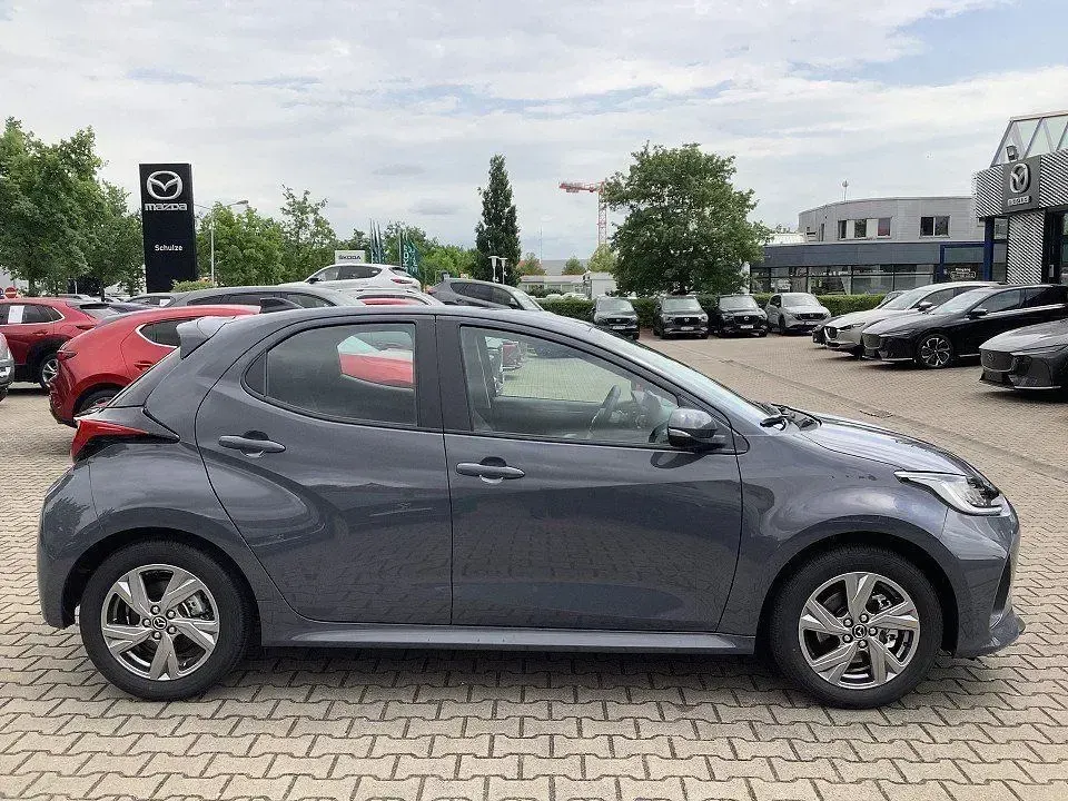 Neu Mazda 2 Exclusive-Line 116 PS (85 kW) 2026 Charcoal grey Kleinwagen