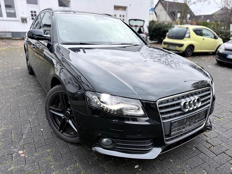 Gebraucht Audi A4 Attraction 160 PS (117 kW) 2010 Schwarz Kombi