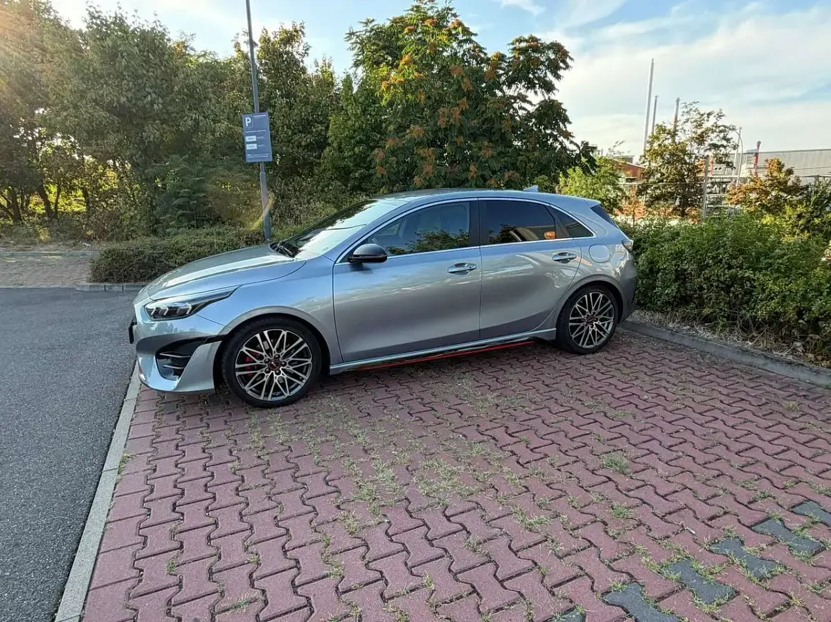 Gebraucht Kia Ceed GT GT 204 PS (150 kW) 2024 Grau Limousine