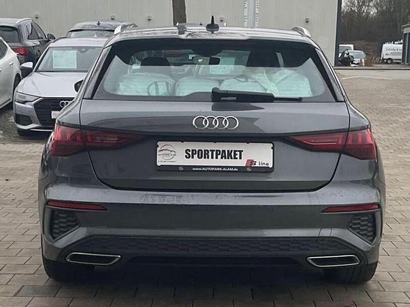 Gebraucht Audi A3 S-Line 150 PS (110 kW) 2022 Andere Limousine