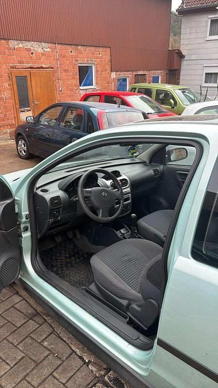 Gebraucht Opel Corsa 60 PS (44 kW) 2002 Andere farben Kleinwagen
