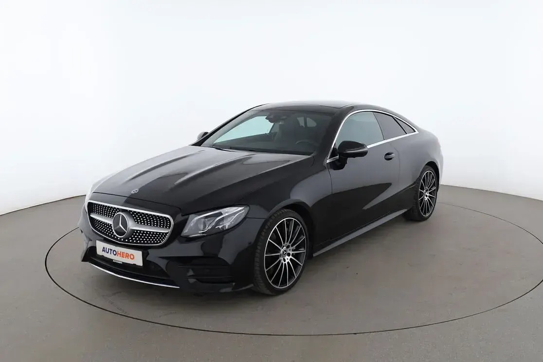 Gebraucht Mercedes E300 AMG line 272 PS (200 kW) 2020 Coupé