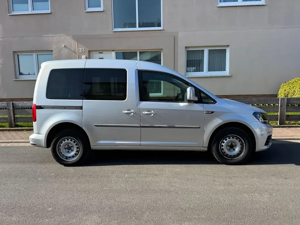 Gebraucht VW Caddy 110 PS (80 kW) 2019 Reflexsilber Van / Kleinbus