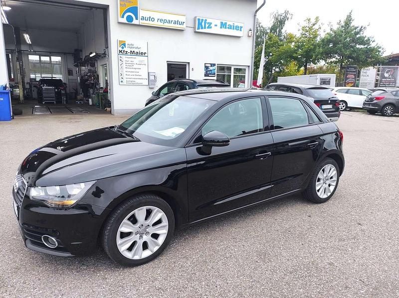 Schwarz Gebraucht 2012 Audi A1 Ambition Kleinwagen | 9.350 € (Etwas zu teuer) - Bild 1/4