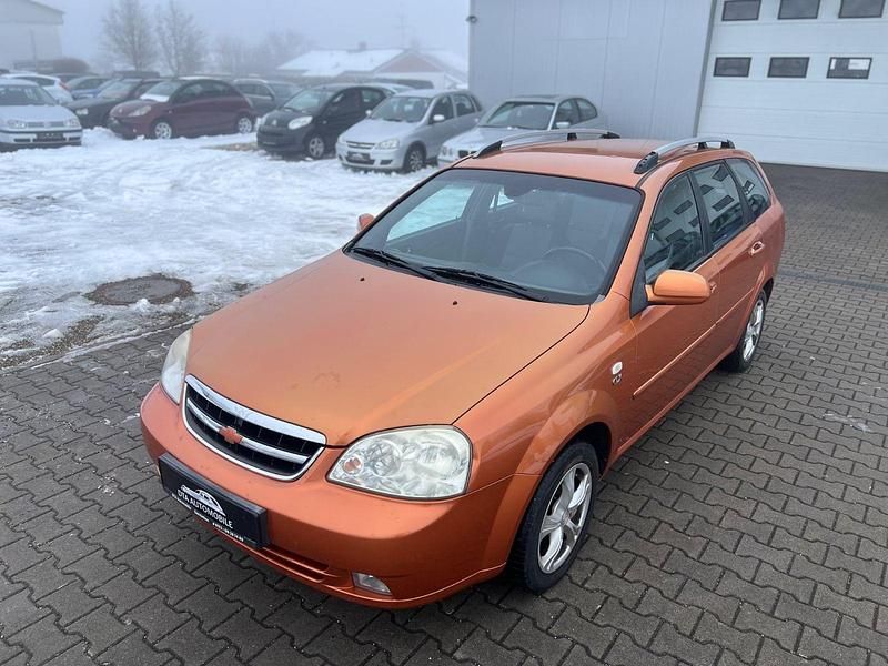 Orange Gebraucht 2009 Chevrolet Nubira Kombi | 2.650 € - Bild 1/4