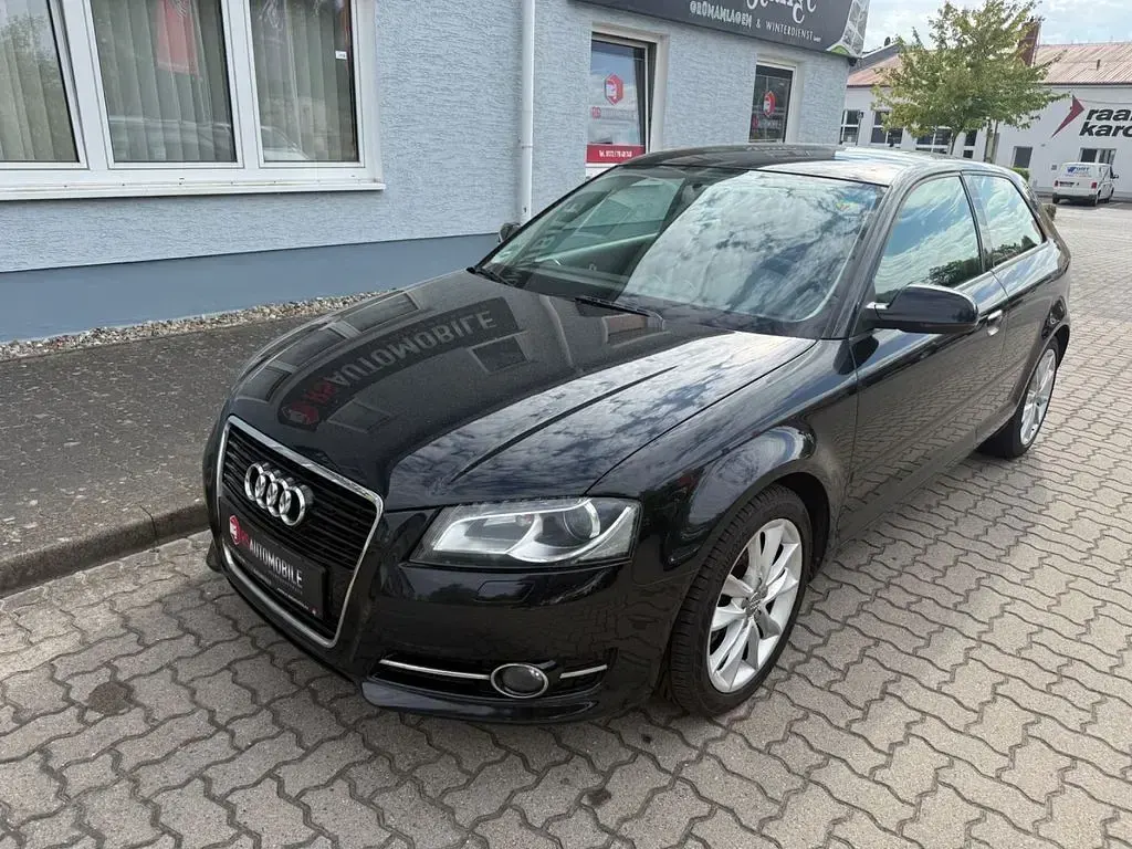 Gebraucht Audi A3 Ambition 125 PS (91 kW) 2010 Schwarz Kleinwagen