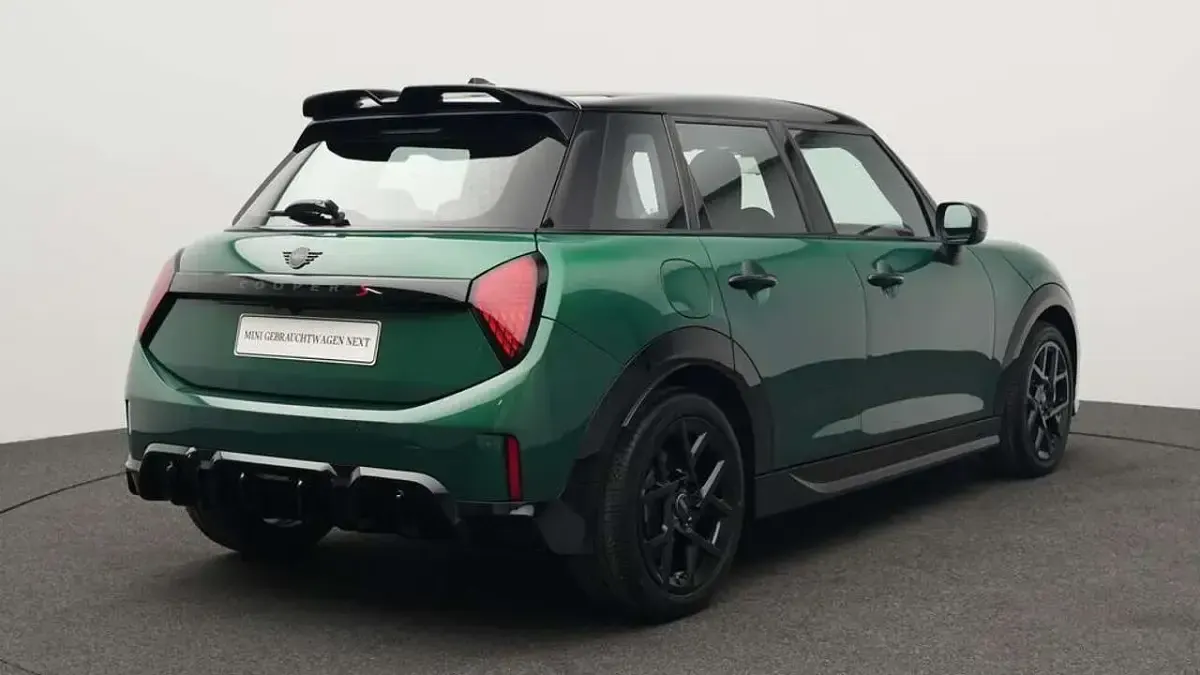Gebraucht Mini John Cooper Works 204 PS (150 kW) 2025 Grün Kleinwagen