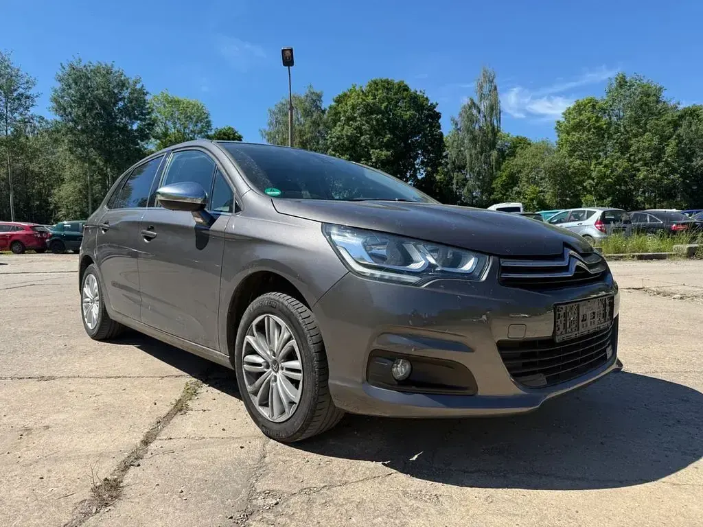 Gebraucht Citroën C4 SELECTION 110 PS (80 kW) 2016 Grau Limousine