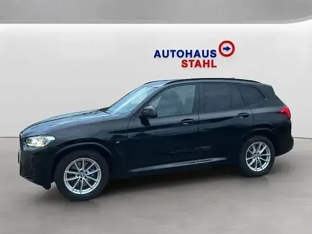 Gebraucht BMW X3 M Sport 286 PS (210 kW) 2023 Saphirschwarz metallic SUV