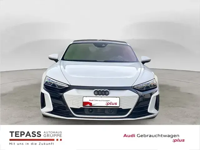 Gebraucht Audi e-tron GT quattro Comfort 350 kW (476 PS) 2022 Grau Limousine