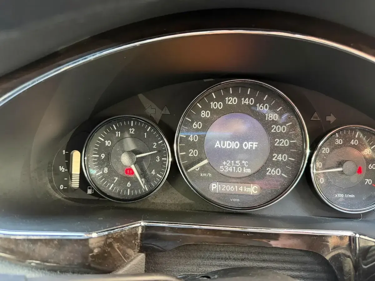 Gebraucht Mercedes CLS350 272 PS (200 kW) 2008 Weiß Coupé