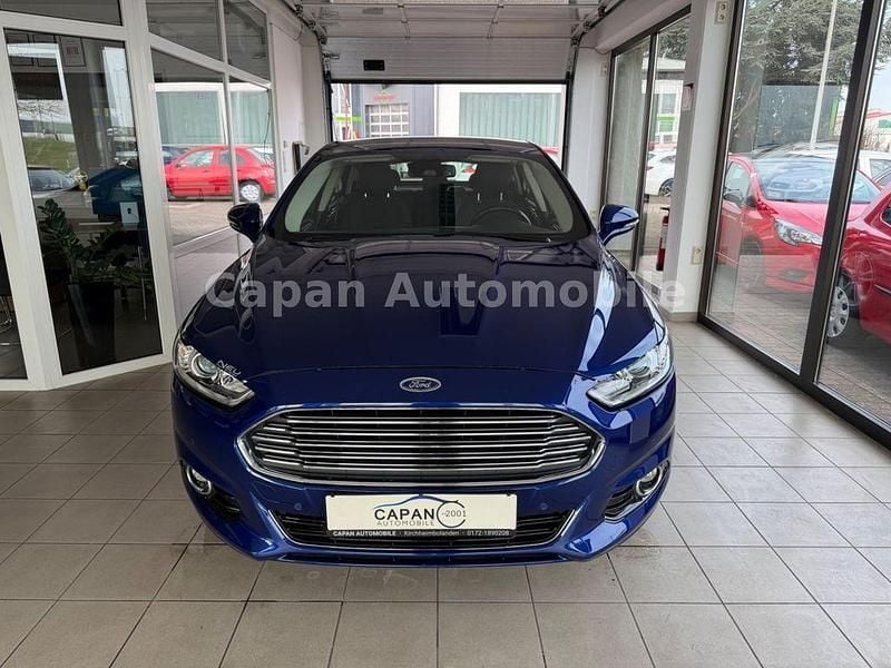 Gebraucht Ford Mondeo Titanium 179 PS (131 kW) 2016 Blau Limousine