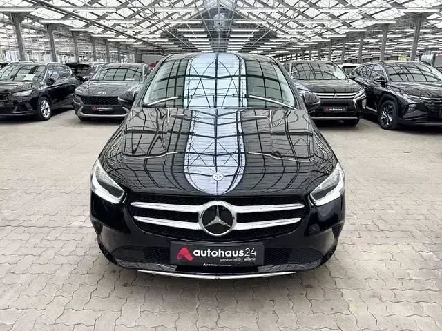 Gebraucht Mercedes B250e Progressive 160 PS (117 kW) 2022 Schwarz Van / Kleinbus