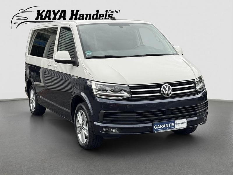 Zweifarbig Gebraucht 2017 VW Multivan Van | 32.999 € (Guter Preis) - Bild 1/4