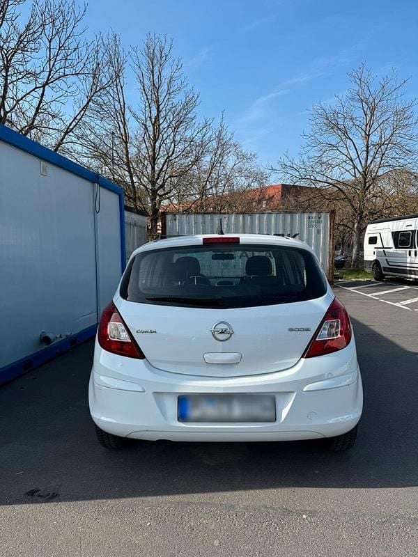 Gebraucht Opel Corsa 69 PS (50 kW) 2013 Weiß Kleinwagen