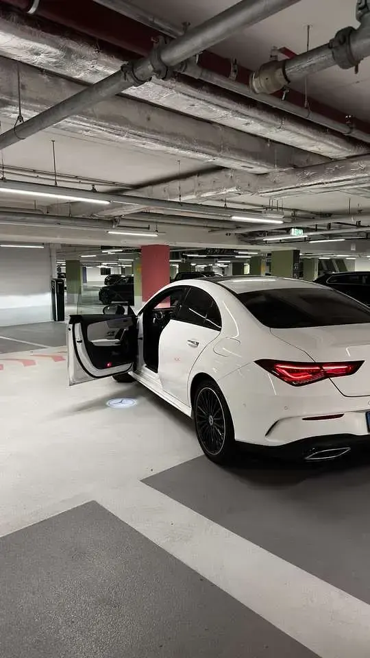 Usata Mercedes CLA250e 218 CV (160 kW) 2021 Bianco Berlina