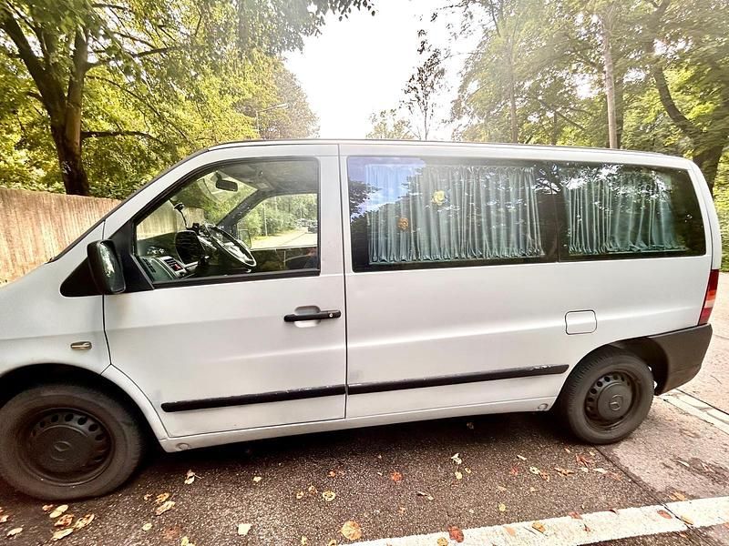 Gebraucht Mercedes Vito 82 PS (60 kW) 2000 Grau Van