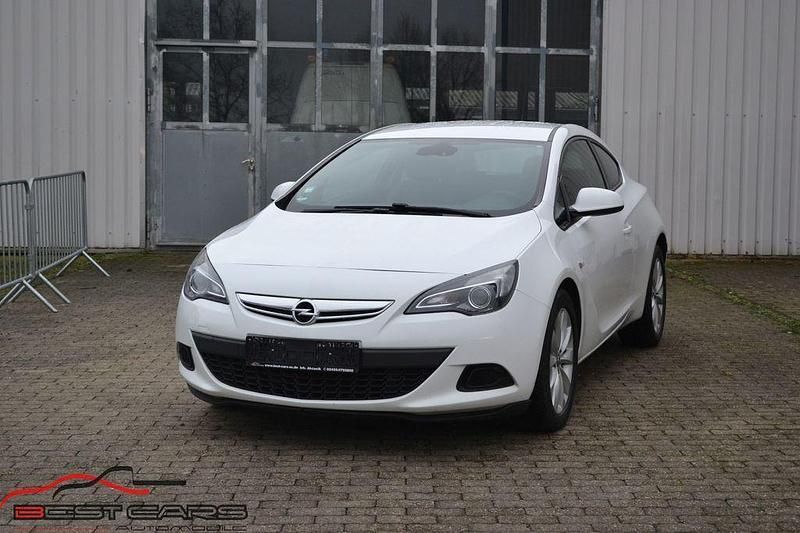 Weiß Gebraucht 2015 Opel Astra GTC Basis Coupé | 4.500 € (Guter Preis) - Bild 1/4