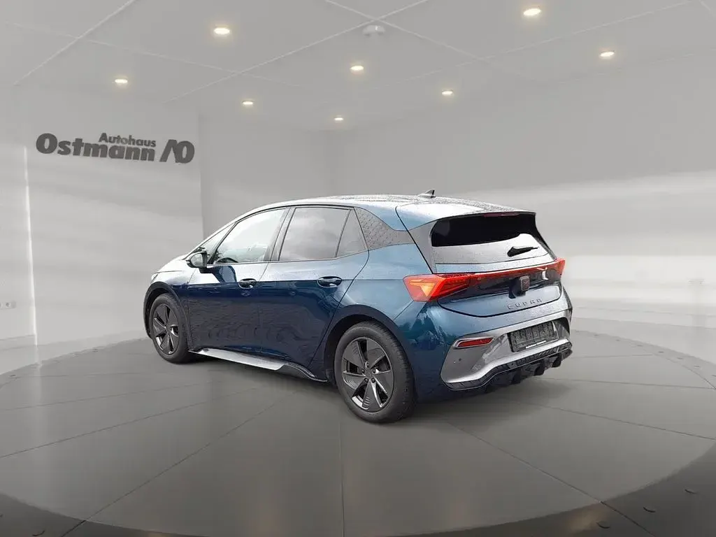 Gebraucht Cupra Born 150 kW (204 PS) 2022 Aurorablau Kleinwagen