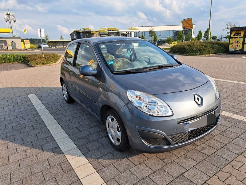 Grau Gebraucht 2009 Renault Twingo Kleinwagen | 2.850 € (Fairer Preis) - Bild 1/4