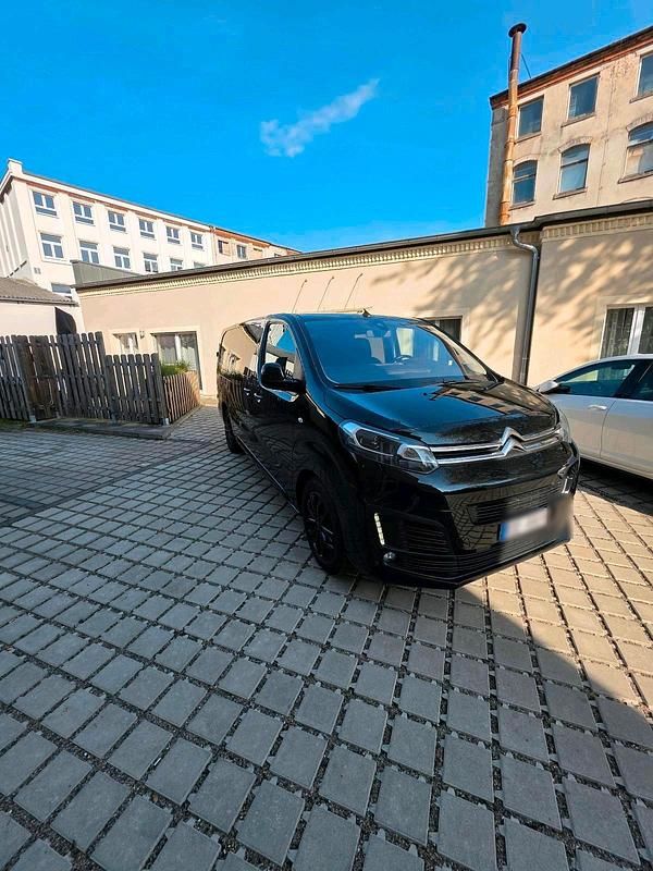 Usado Citroën Jumpy 177 HP (130 kW) 2021 Preto Monovolume
