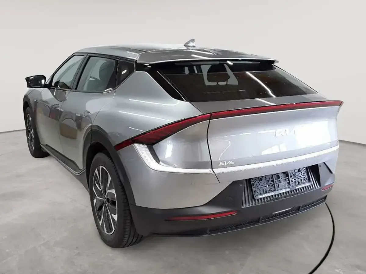 Gebraucht Kia EV6 125 kW (170 PS) 2023 Stahlgrau metallic SUV