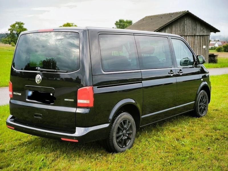 Gebraucht VW Multivan 114 PS (83 kW) 2013 Schwarz Van