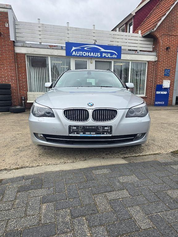 Second-hand BMW 525 197 CP (144 kW) 2009 Argintiu Break