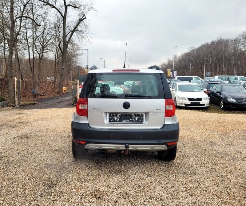 Gebraucht Skoda Yeti Ambition 140 PS (102 kW) 2010 Silber SUV