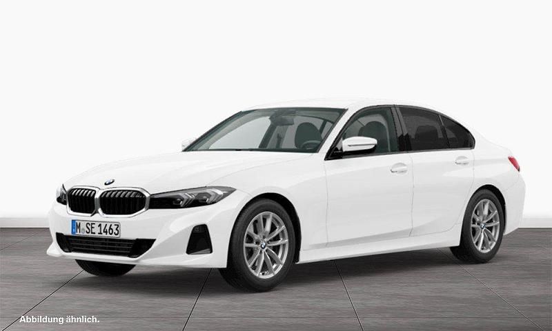 Weiß Gebraucht 2025 BMW 318 Comfort Edition Limousine | 33.790 € (Superpreis) - Bild 1/3