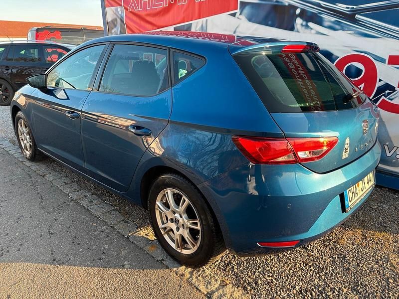 Gebraucht Seat Leon 110 PS (80 kW) 2016 Blau Limousine