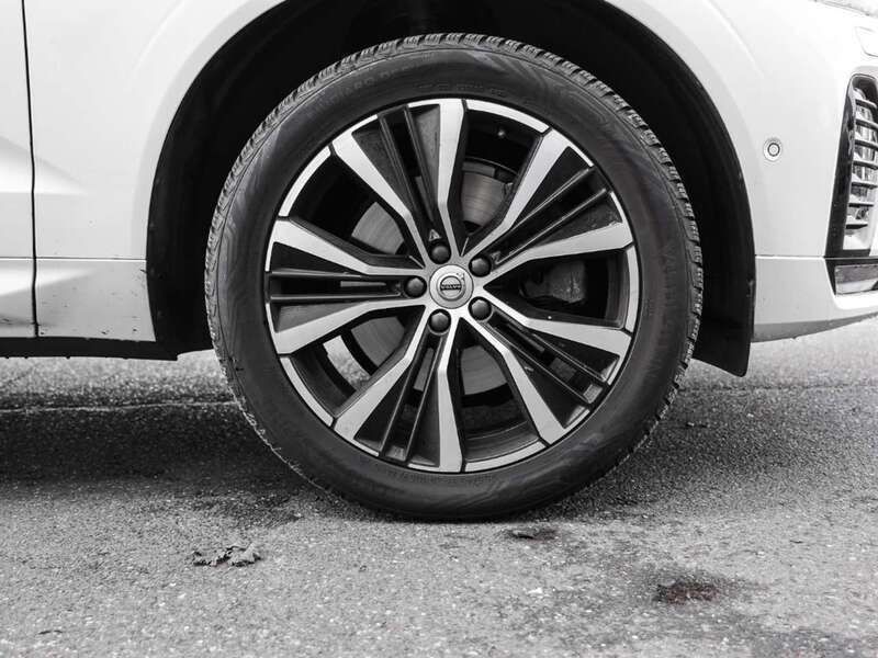 Gebraucht Volvo XC60 Ultimate 197 PS (144 kW) 2023 Weiss SUV