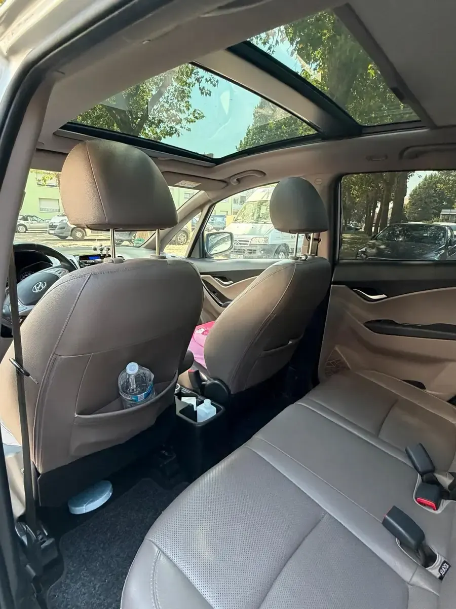 Gebraucht Hyundai ix20 120 PS (88 kW) 2013 Grau Kleinwagen