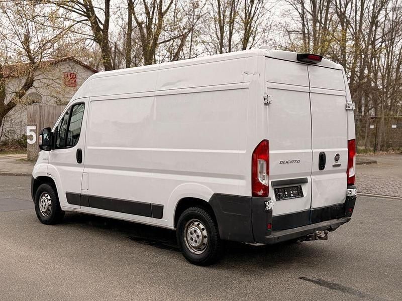 Gebraucht Fiat Ducato 150 PS (110 kW) 2018 Weiß Van