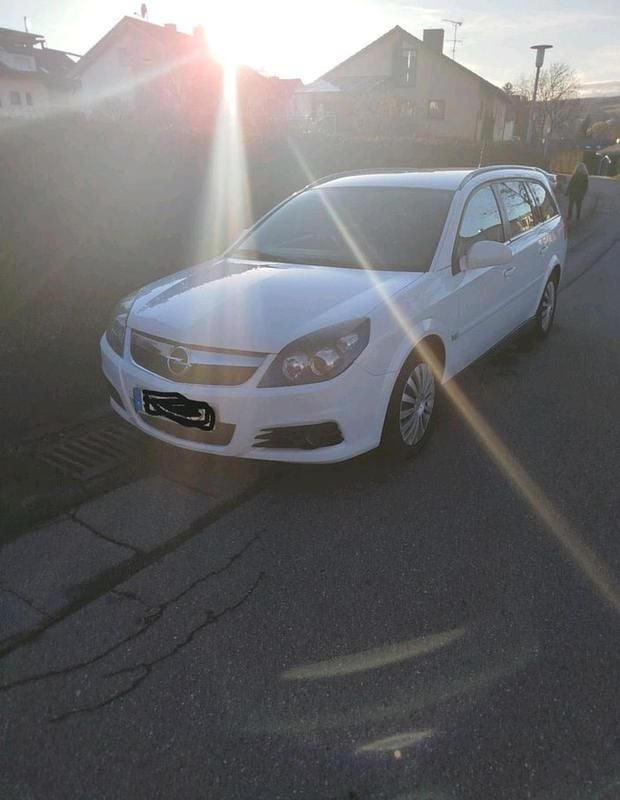 Gebraucht Opel Vectra 155 PS (114 kW) 2007 Weiß Kombi