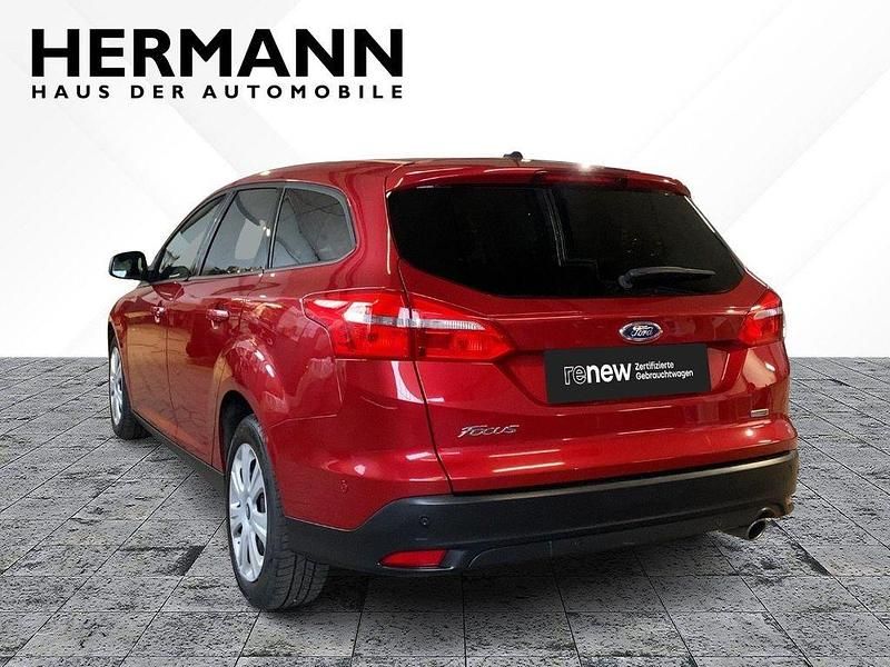 Gebraucht Ford Focus Business Edition 150 PS (110 kW) 2018 Rot Limousine