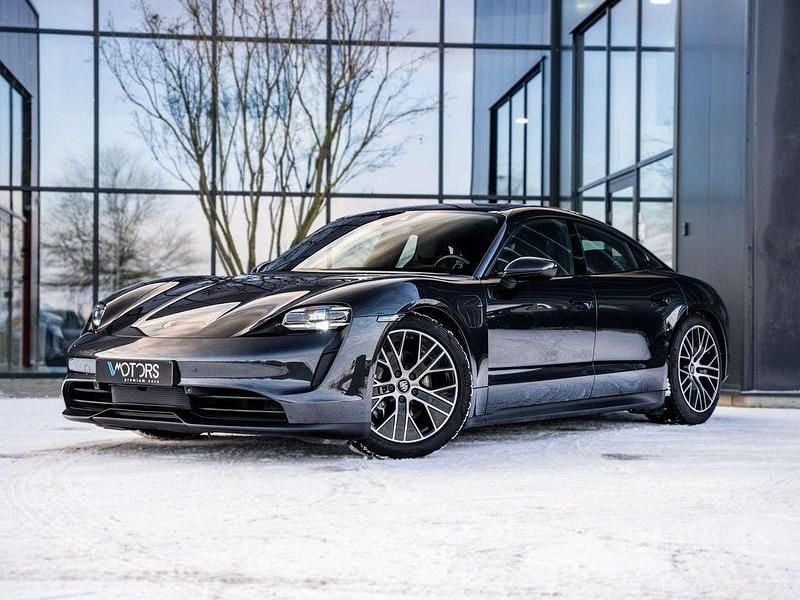 Grau Gebraucht 2021 Porsche Taycan Limousine | 52.995 € (Superpreis) - Bild 1/4
