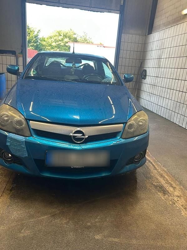 Blau Gebraucht 2005 Opel Tigra Cabrio | 1.600 € (Guter Preis) - Bild 1/4