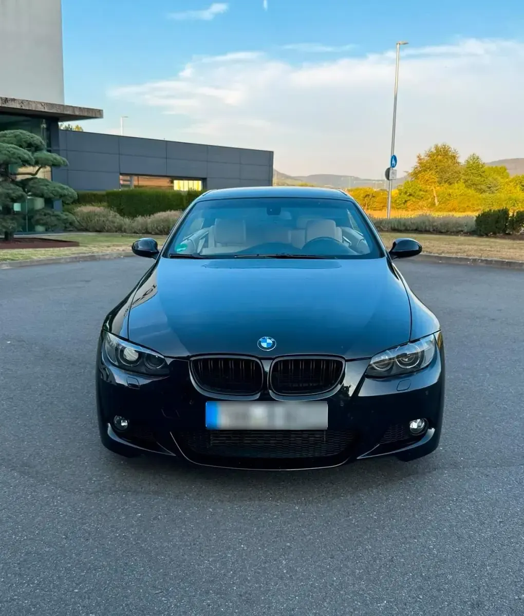 Gebraucht BMW 335 Cabriolet 306 PS (225 kW) 2007 Schwarz Cabrio