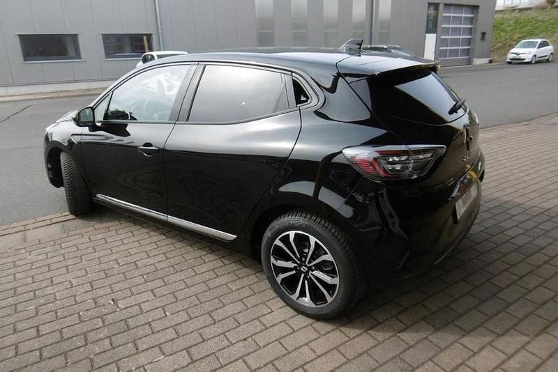 Gebraucht Renault Clio V Techno 91 PS (66 kW) 2025 Schwarz Limousine