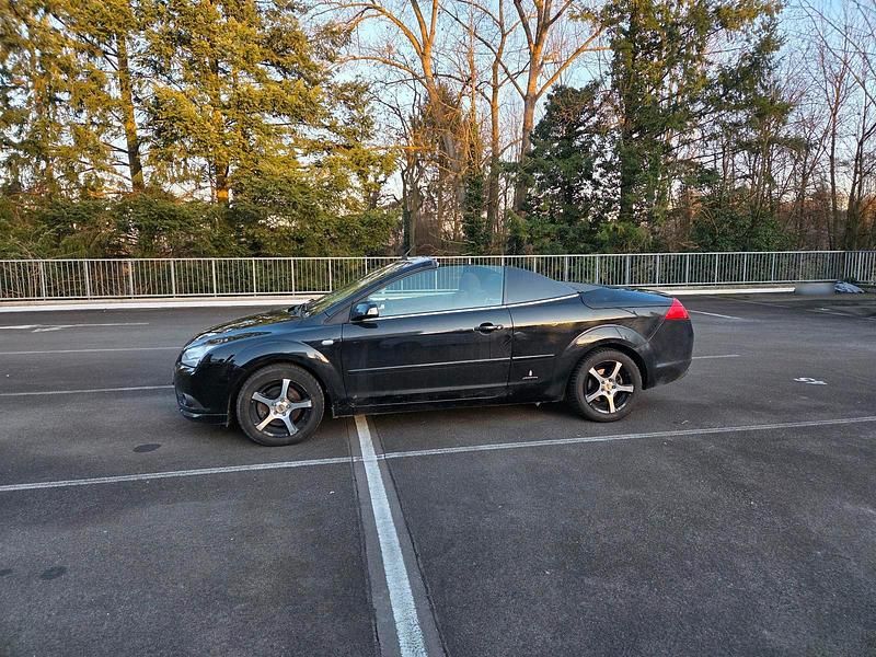Gebraucht Ford Focus Cabriolet 136 PS (100 kW) 2008 Schwarz Cabrio
