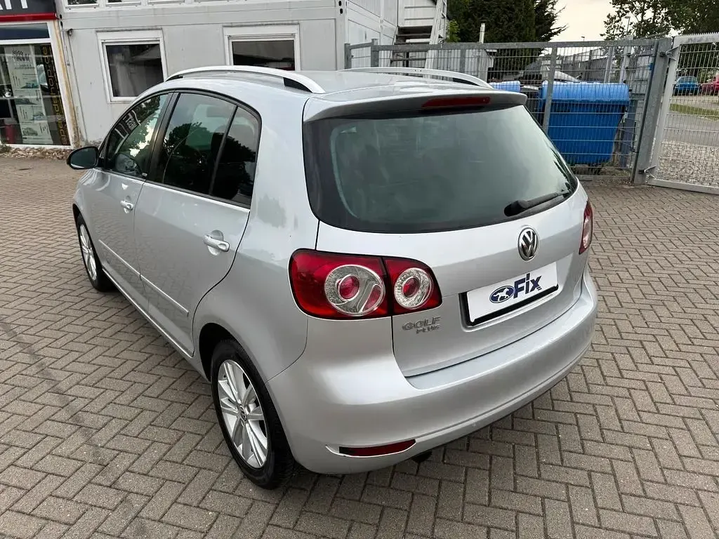 Gebraucht VW Golf Plus Cross Style 105 PS (77 kW) 2011 Silber Van / Kleinbus