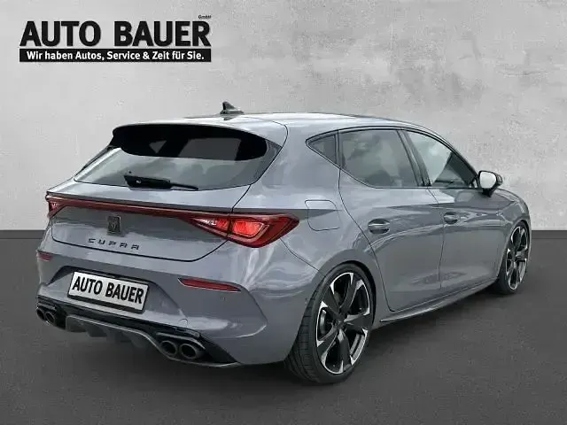 Gebraucht Cupra Leon VZ 300 PS (220 kW) 2022 Grau Limousine