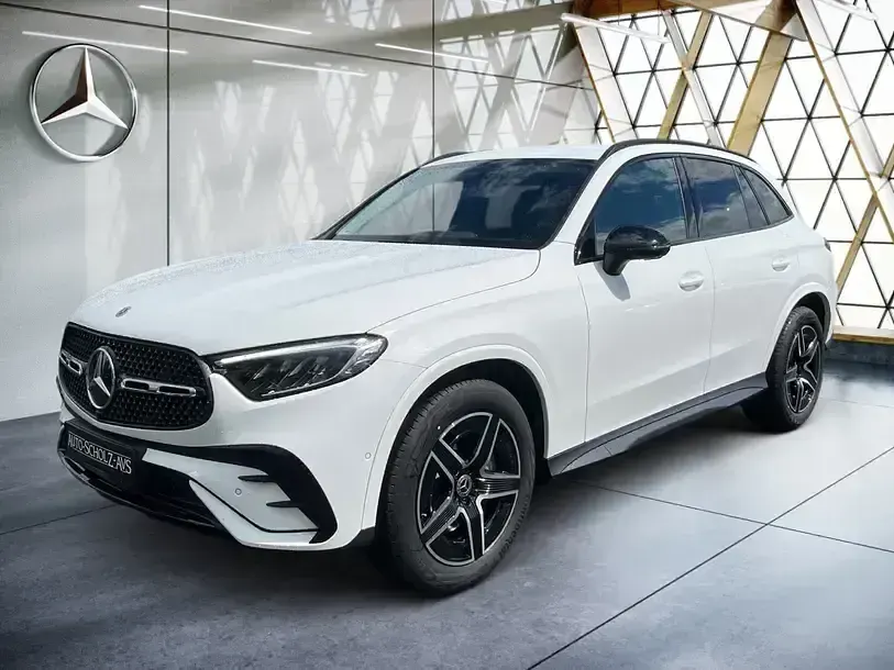Gebraucht Mercedes GLC200 AMG 204 PS (150 kW) 2026 Unilack polarweiß uni SUV