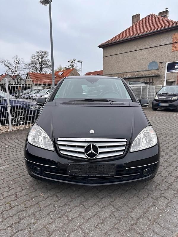 Gebraucht Mercedes A150 95 PS (69 kW) 2008 Schwarz Kleinwagen