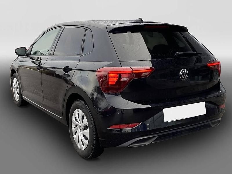 Usata VW Polo Active 95 CV (69 kW) 2022 Nero Utilitaria