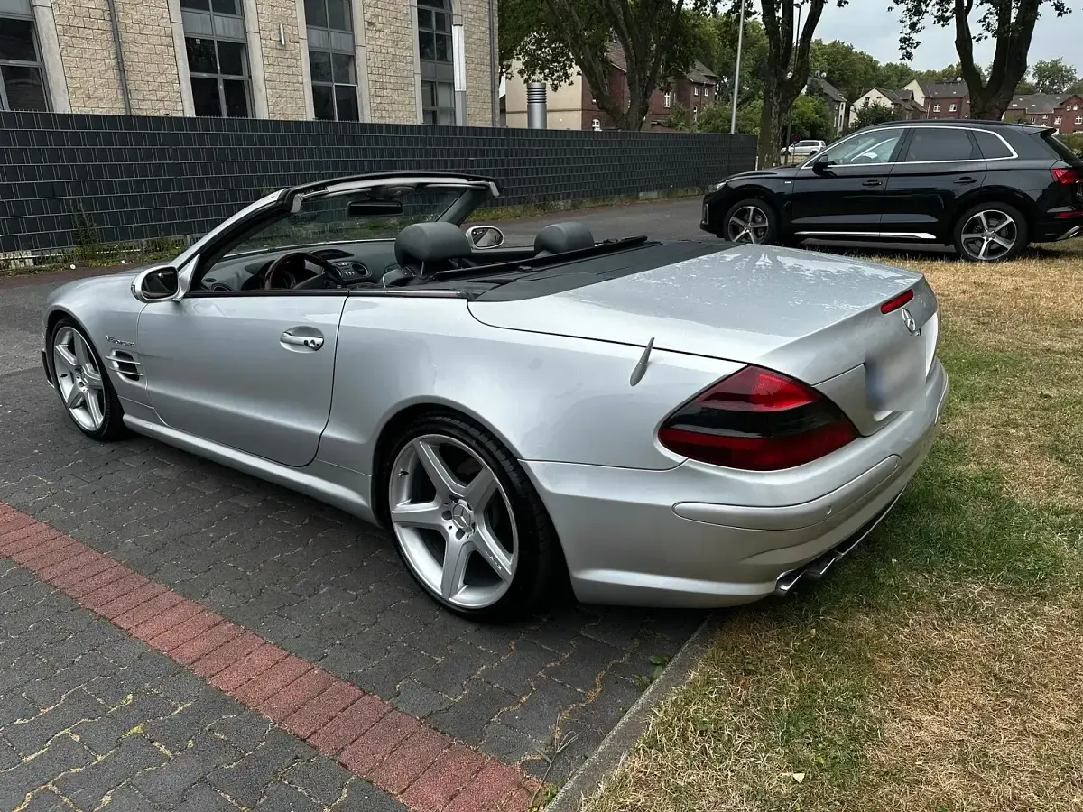 Gebraucht Mercedes SL500 306 PS (225 kW) 2005 Silber Cabrio