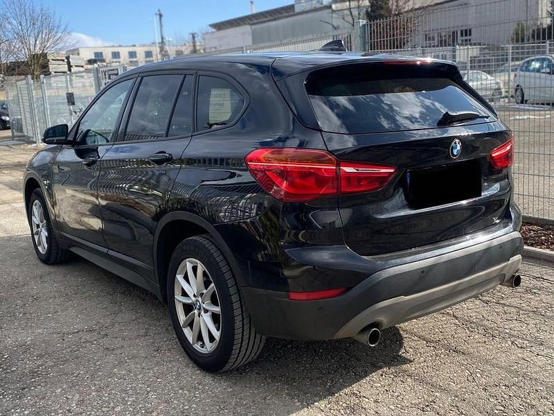 Gebraucht BMW X1 Advantage 192 PS (141 kW) 2017 Schwarz SUV
