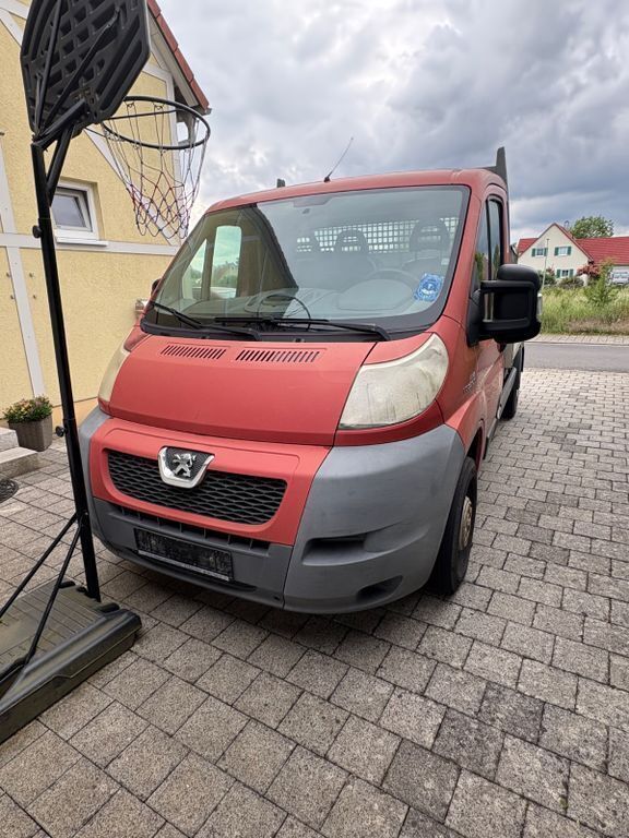 Rot Gebraucht 2006 Peugeot Boxer Van | 2.500 € - Bild 1/4